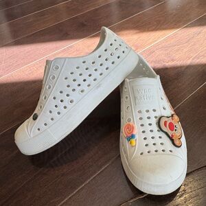 Native Kids White Slip-On Water Shoes with Fun Accents